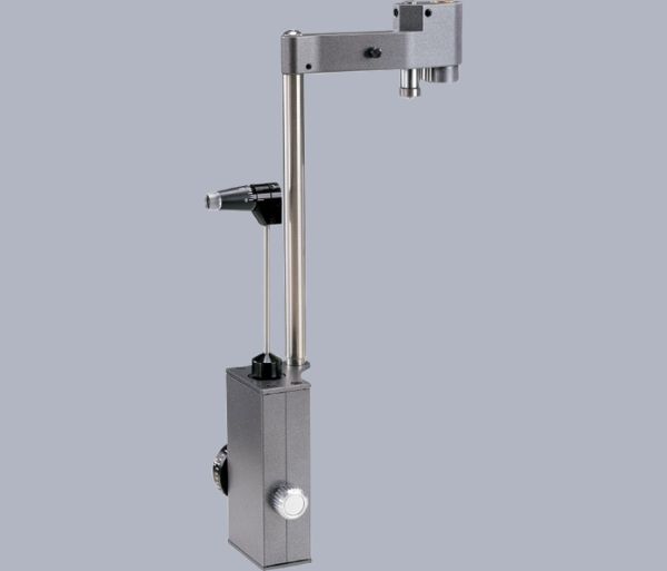 AT-1 Applanation Tonometer