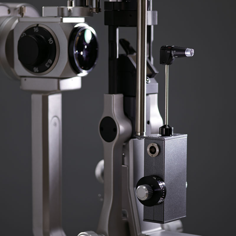 AT-1 Applanation Tonometer AT-1 Applanation Tonometer